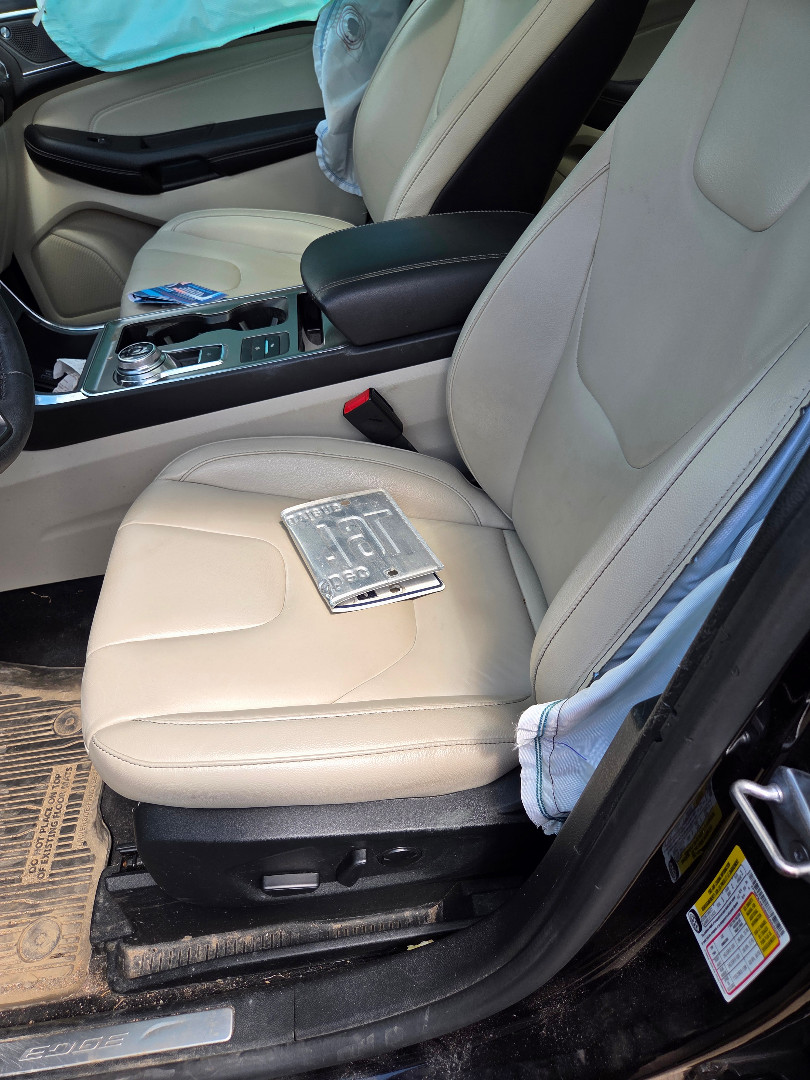 2022 Ford Edge