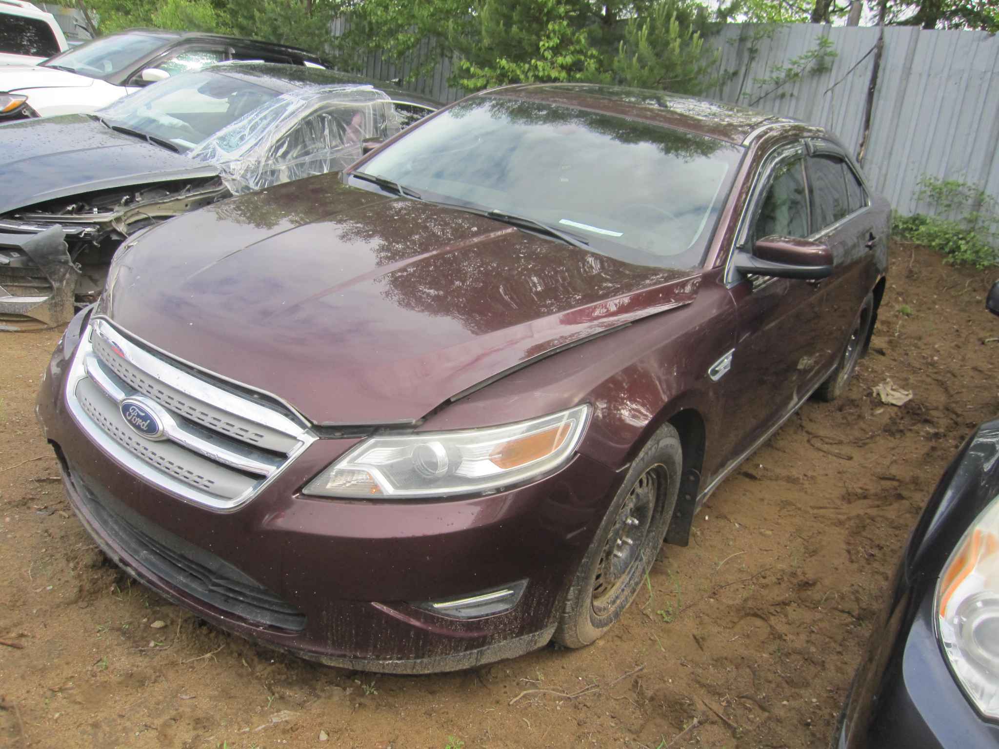 2011 Ford Taurus
