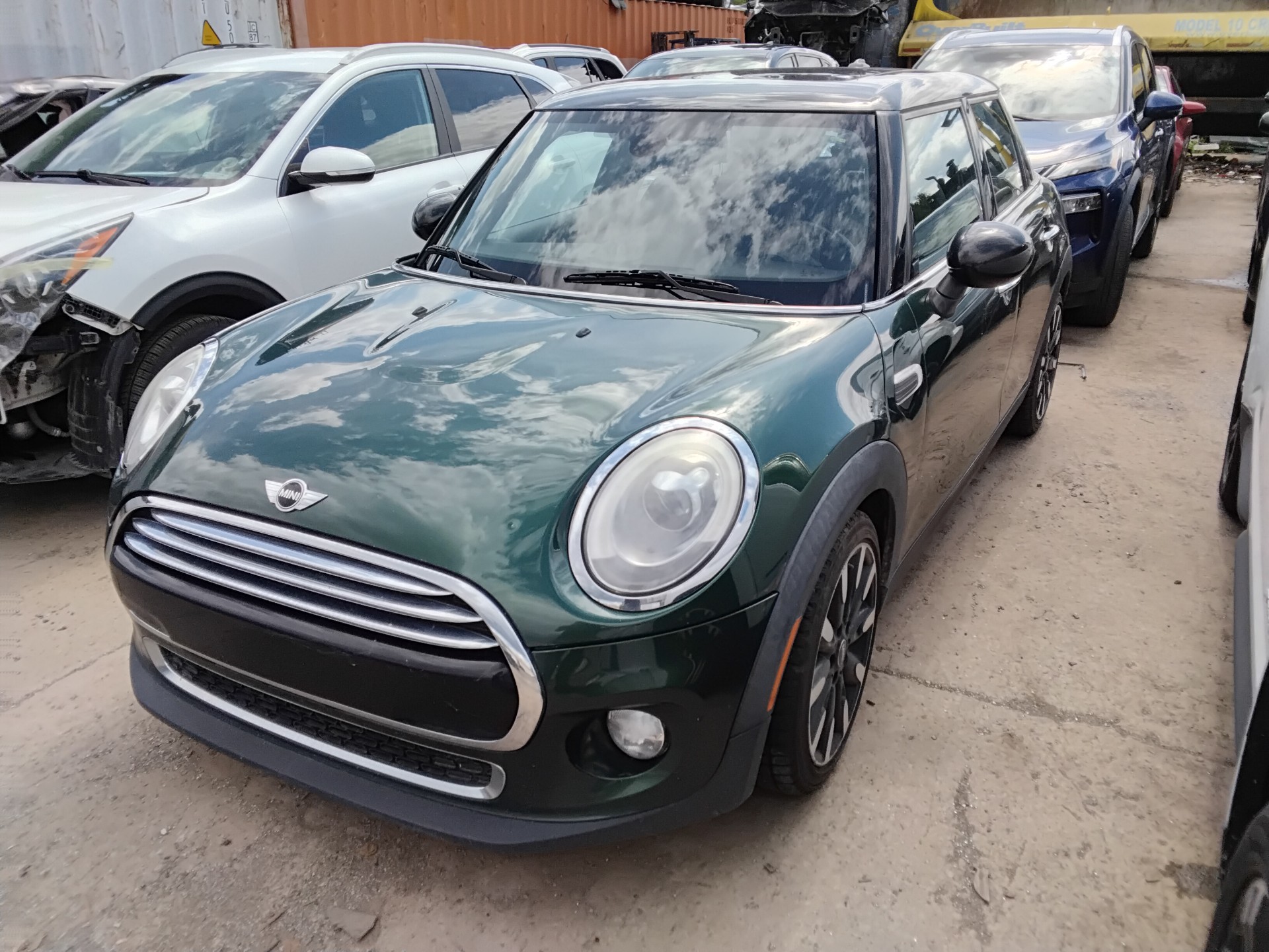 2016 Mini (Bmw) Mini Cooper