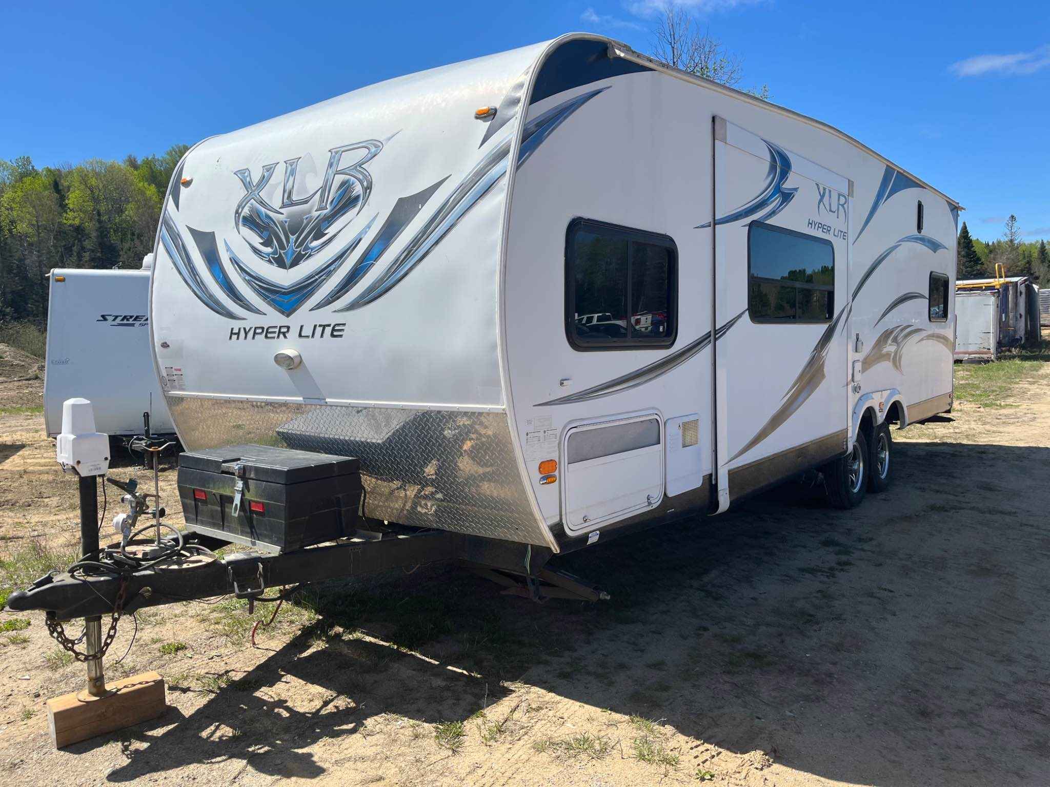 2012 Caravan/Mt.Home Travel Trailer