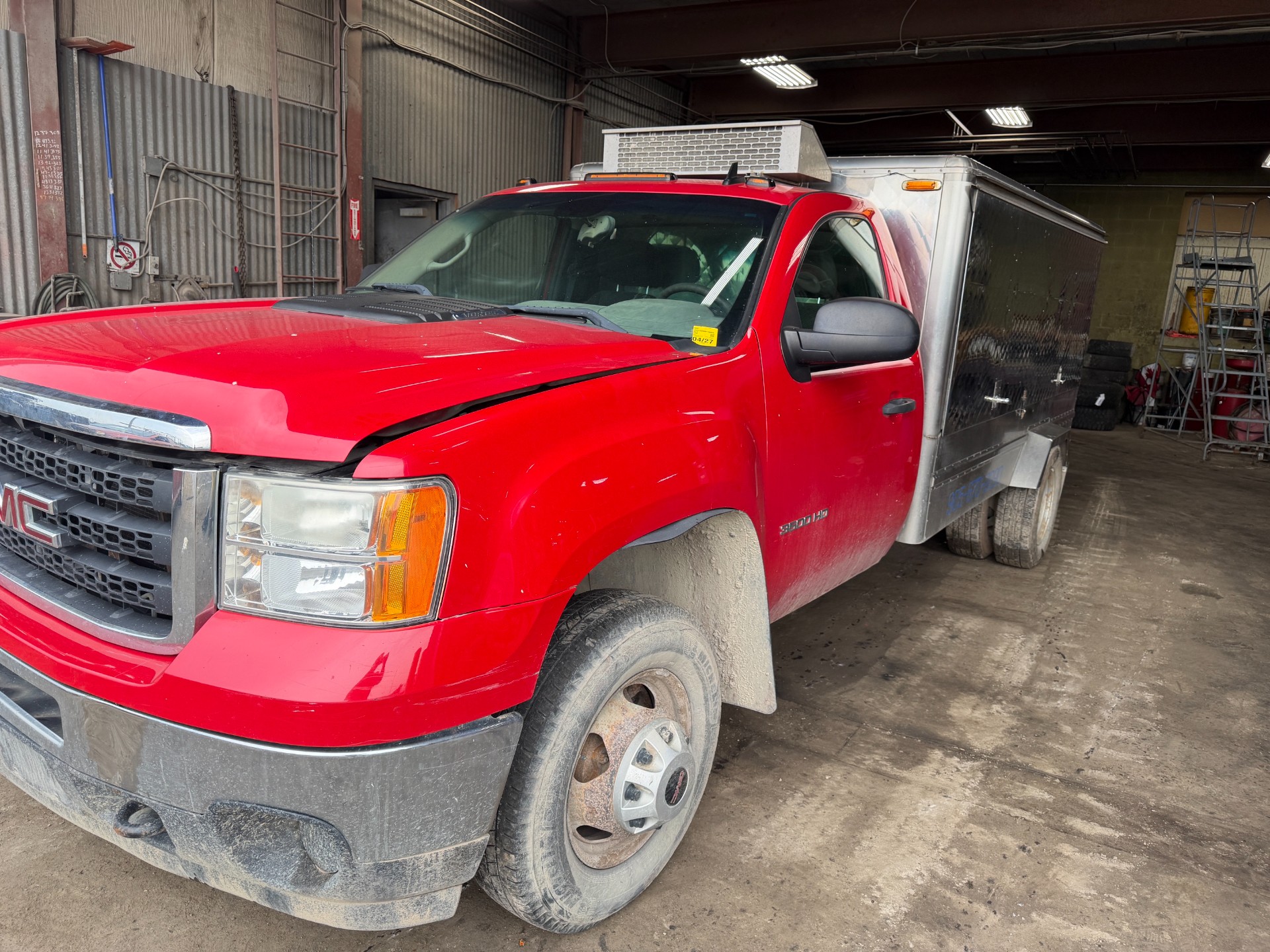 2011 GM Pickup (Gmc)