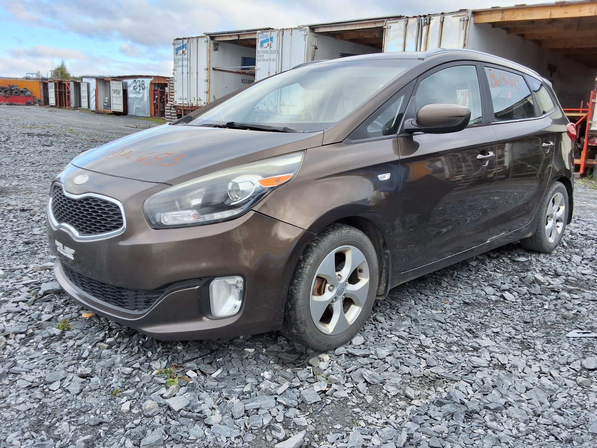 2014 Kia Rondo