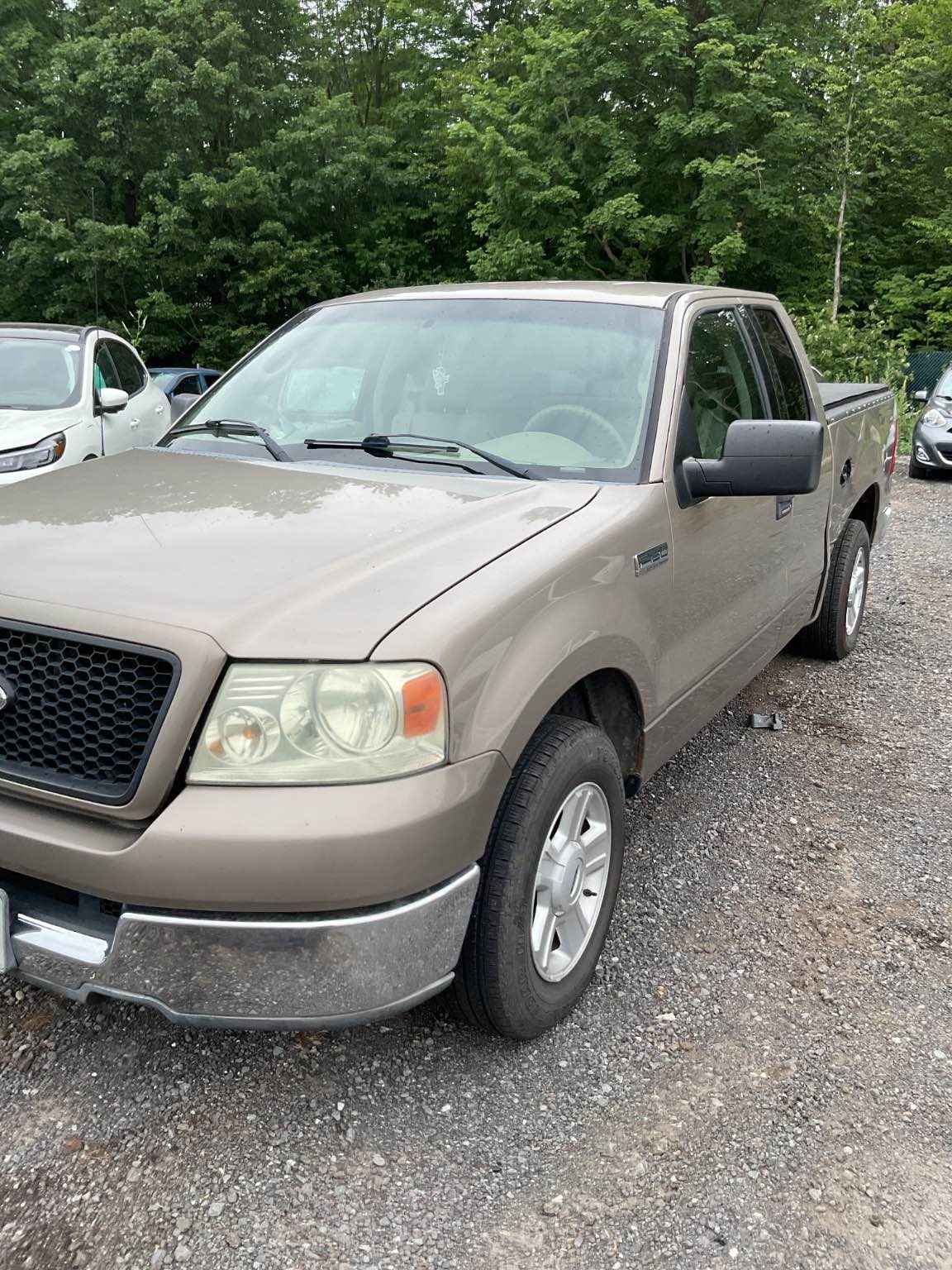 2004 Ford Pickup (Ford)