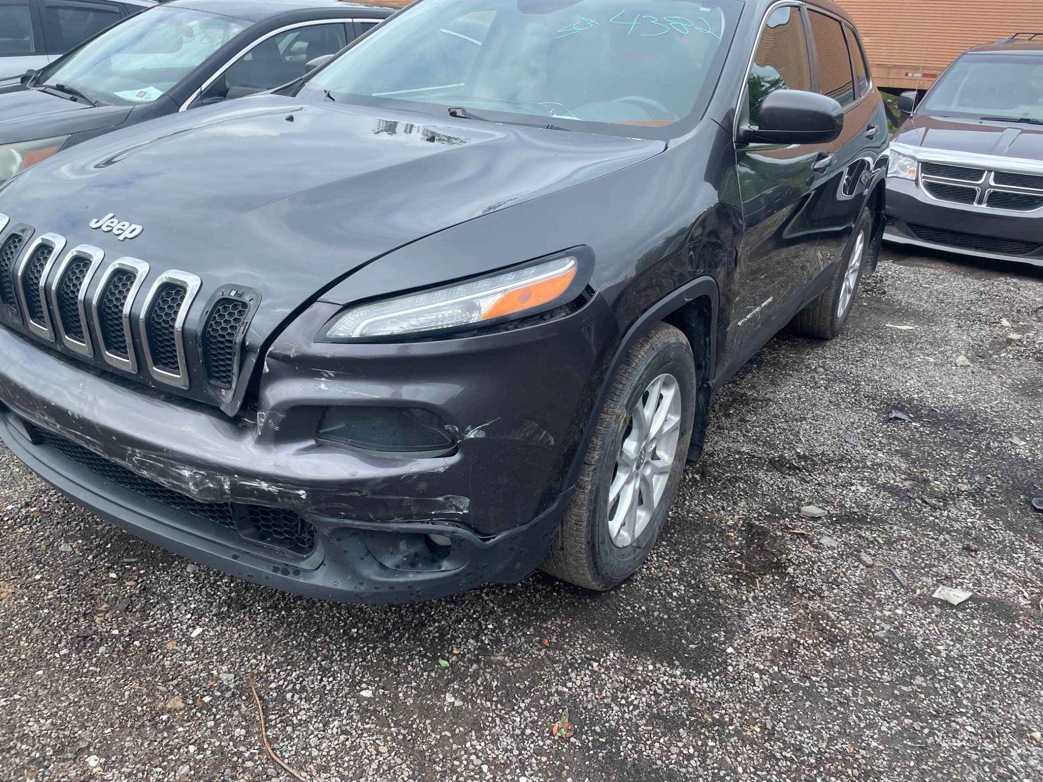 2015 Jeep Cherokee (All)