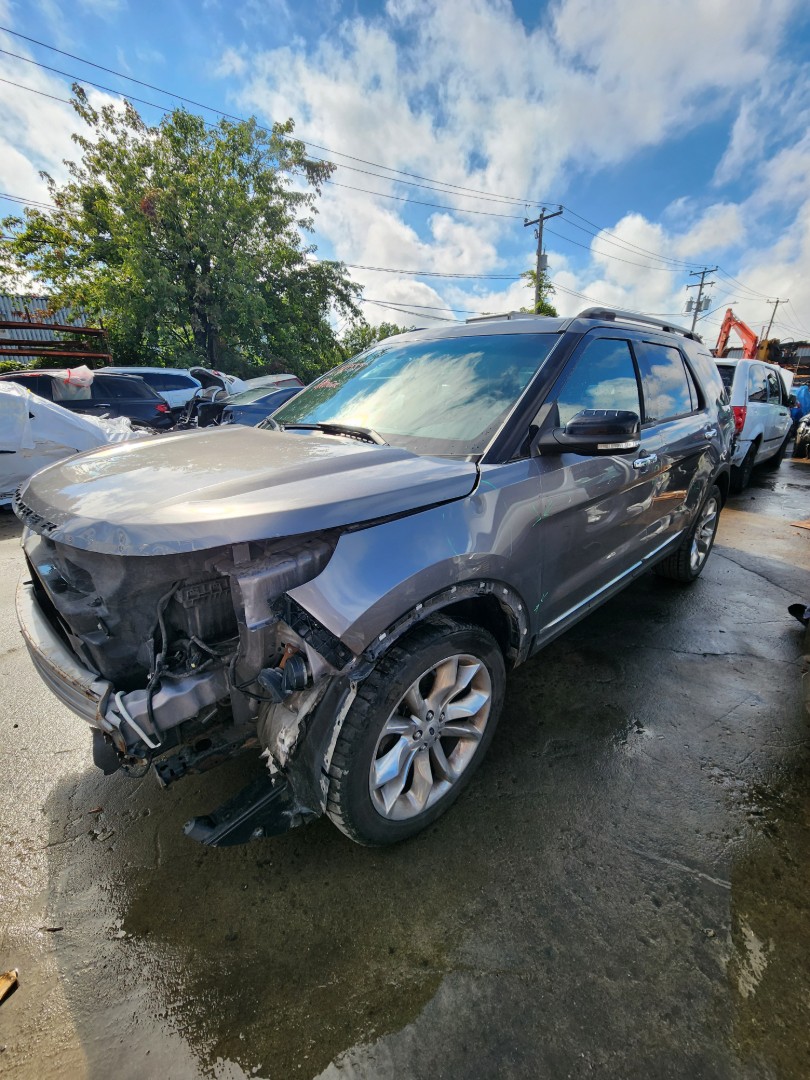 2014 Ford Explorer