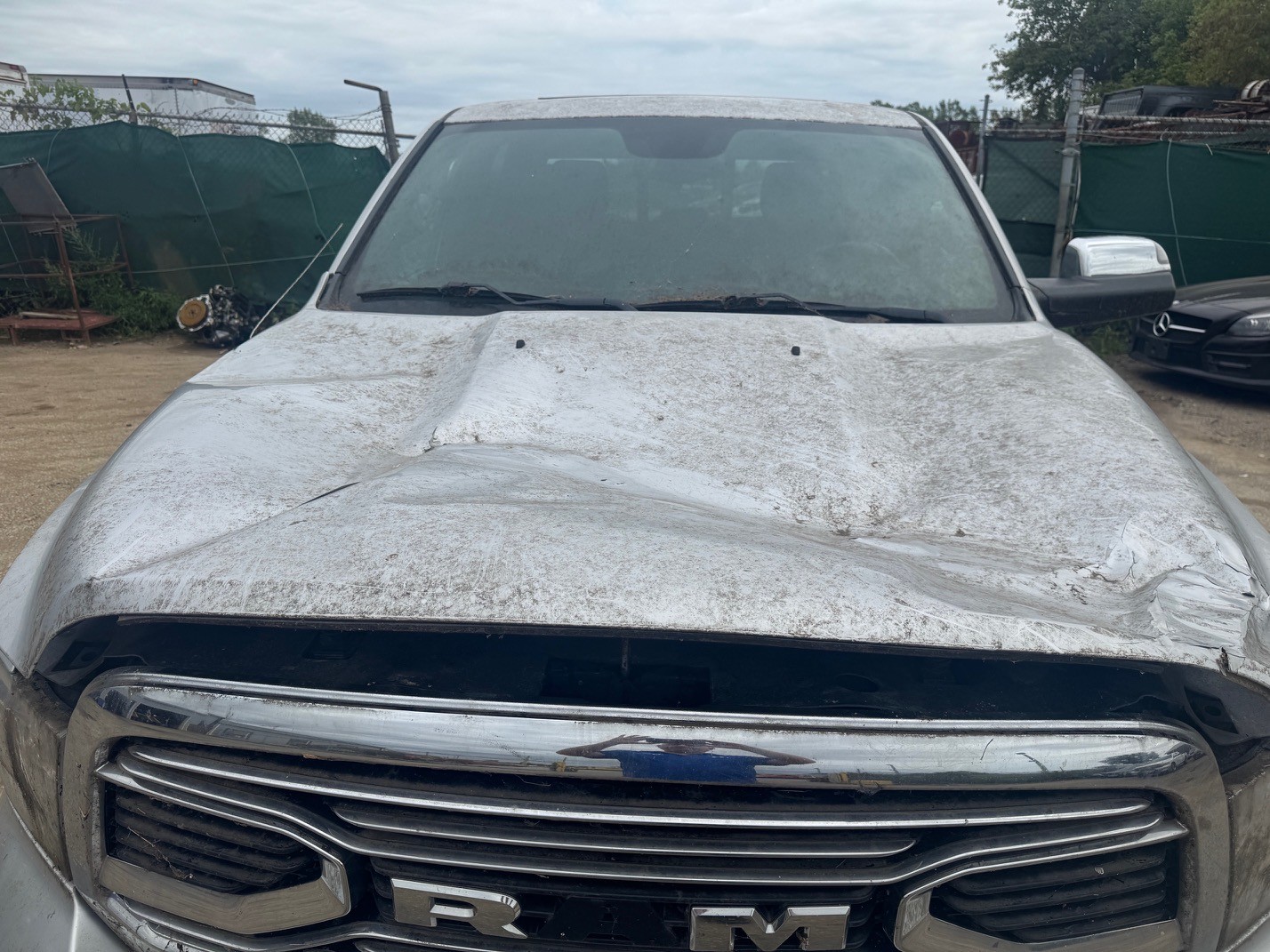 2016 Chrysler Pickup (Dodge)