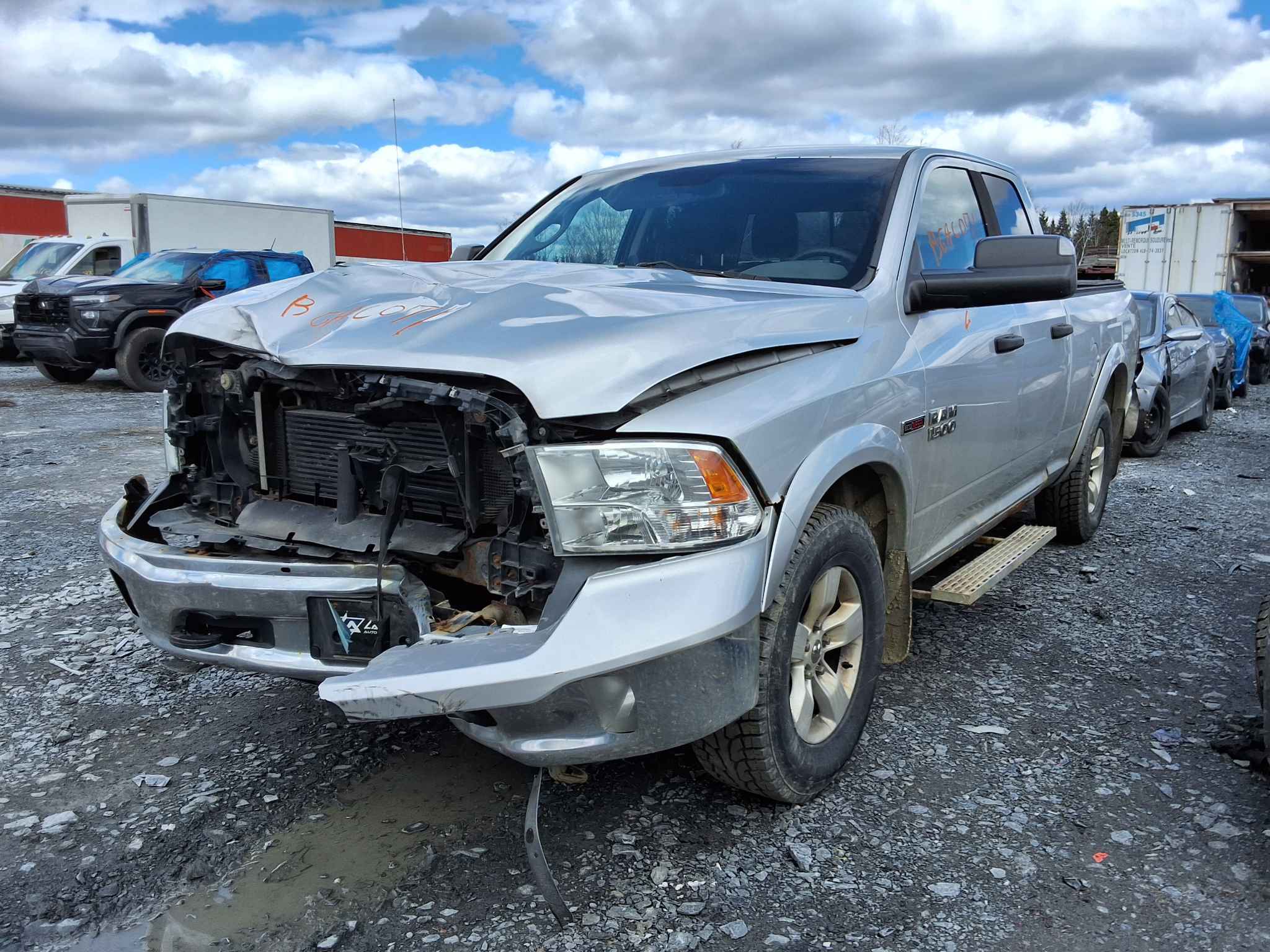 2015 Chrysler Pickup (Dodge)
