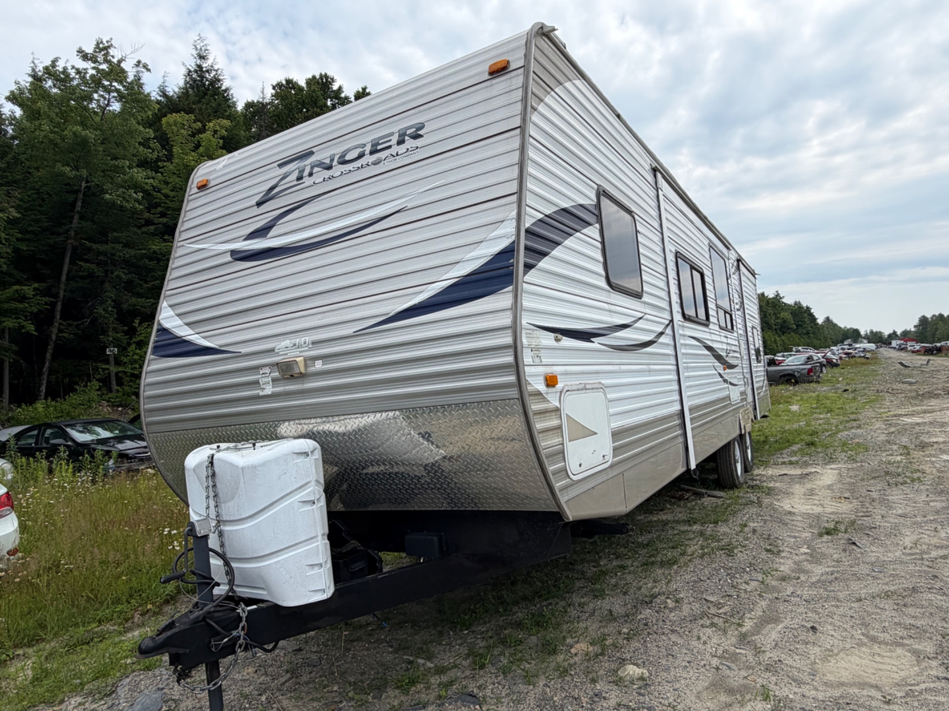 2012 Caravan/Mt.Home Camper Body