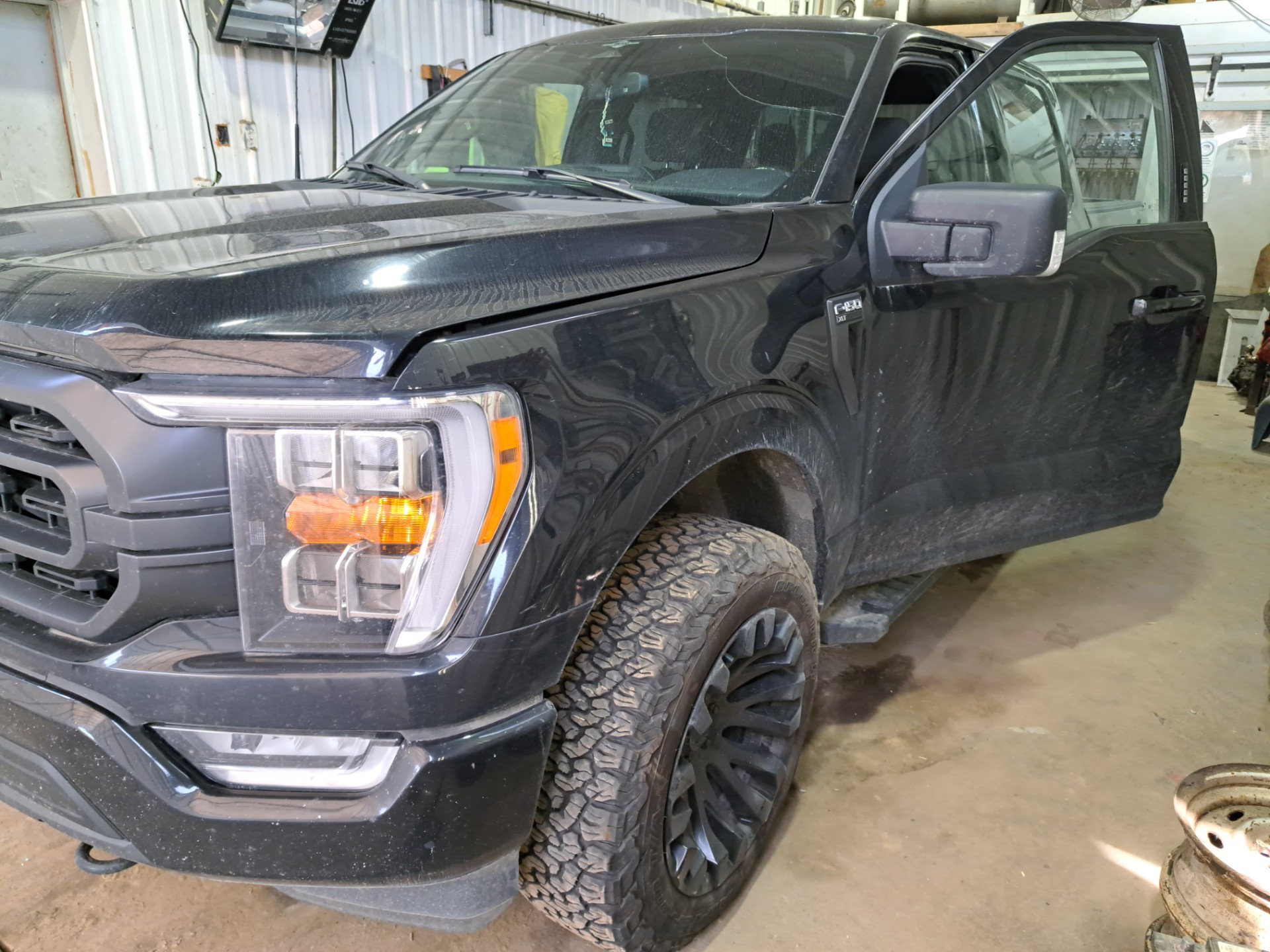 2023 Ford Pickup (Ford)