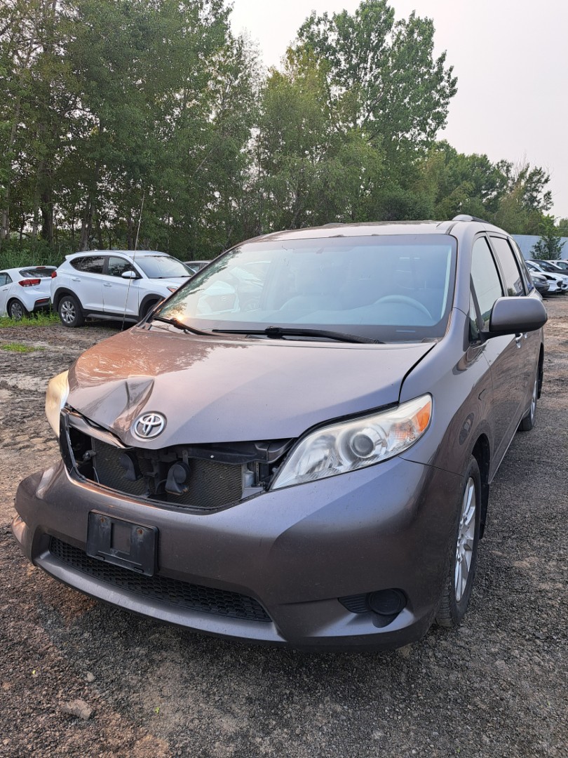 2014 Toyota Sienna
