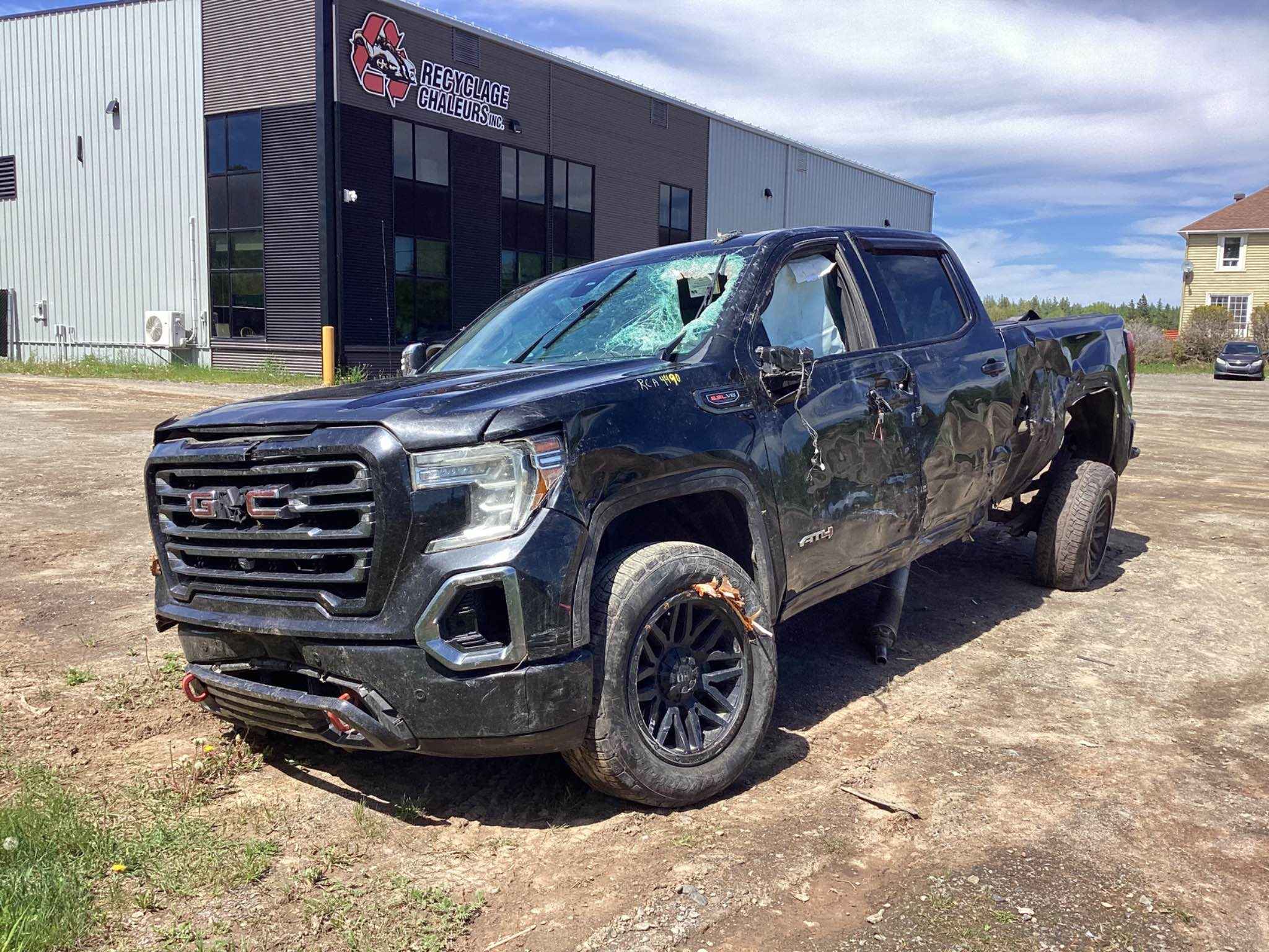 2021 GM Pickup (Gmc)