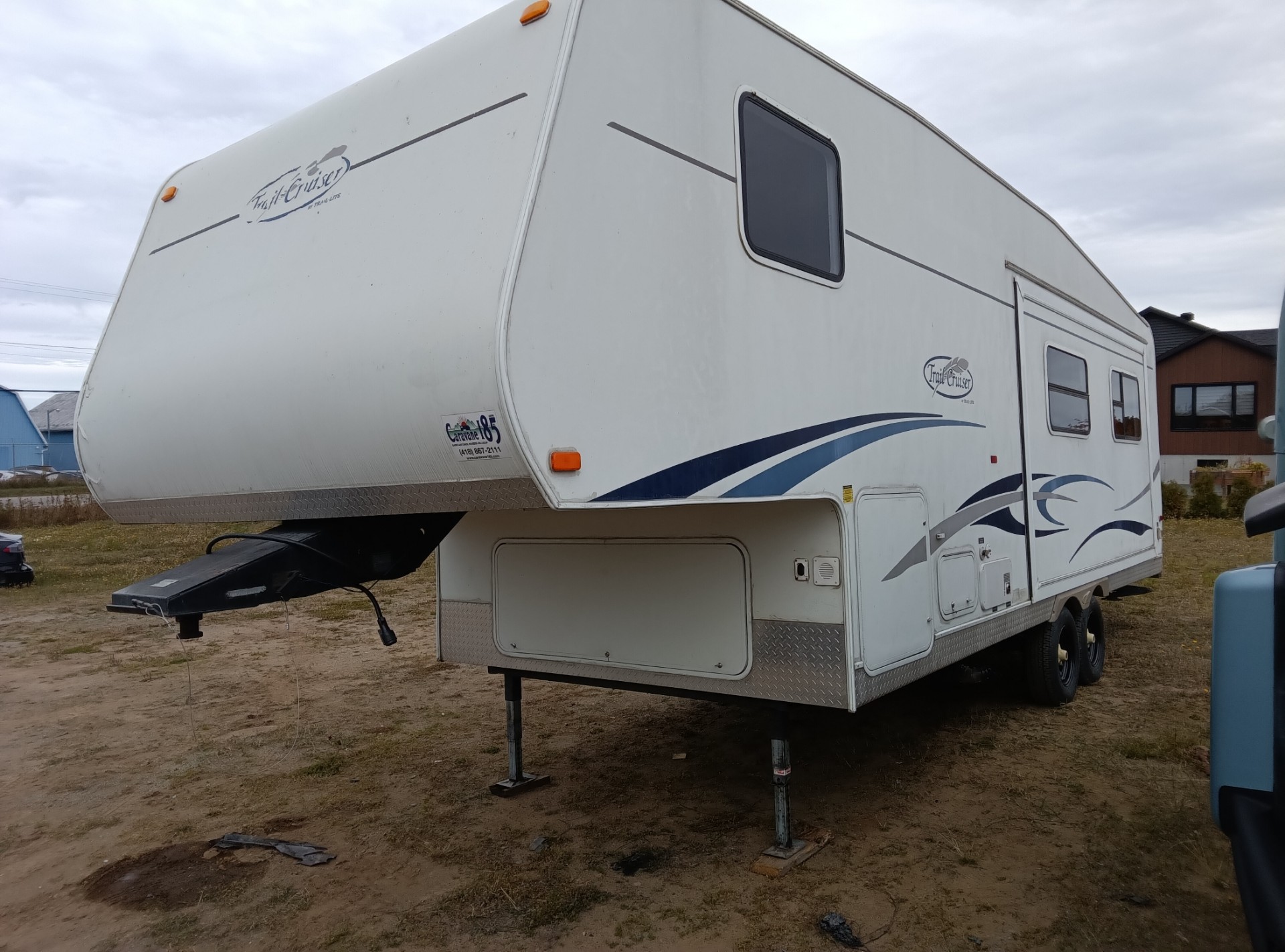 2005 Caravan/Mt.Home Fifthwheel Carv