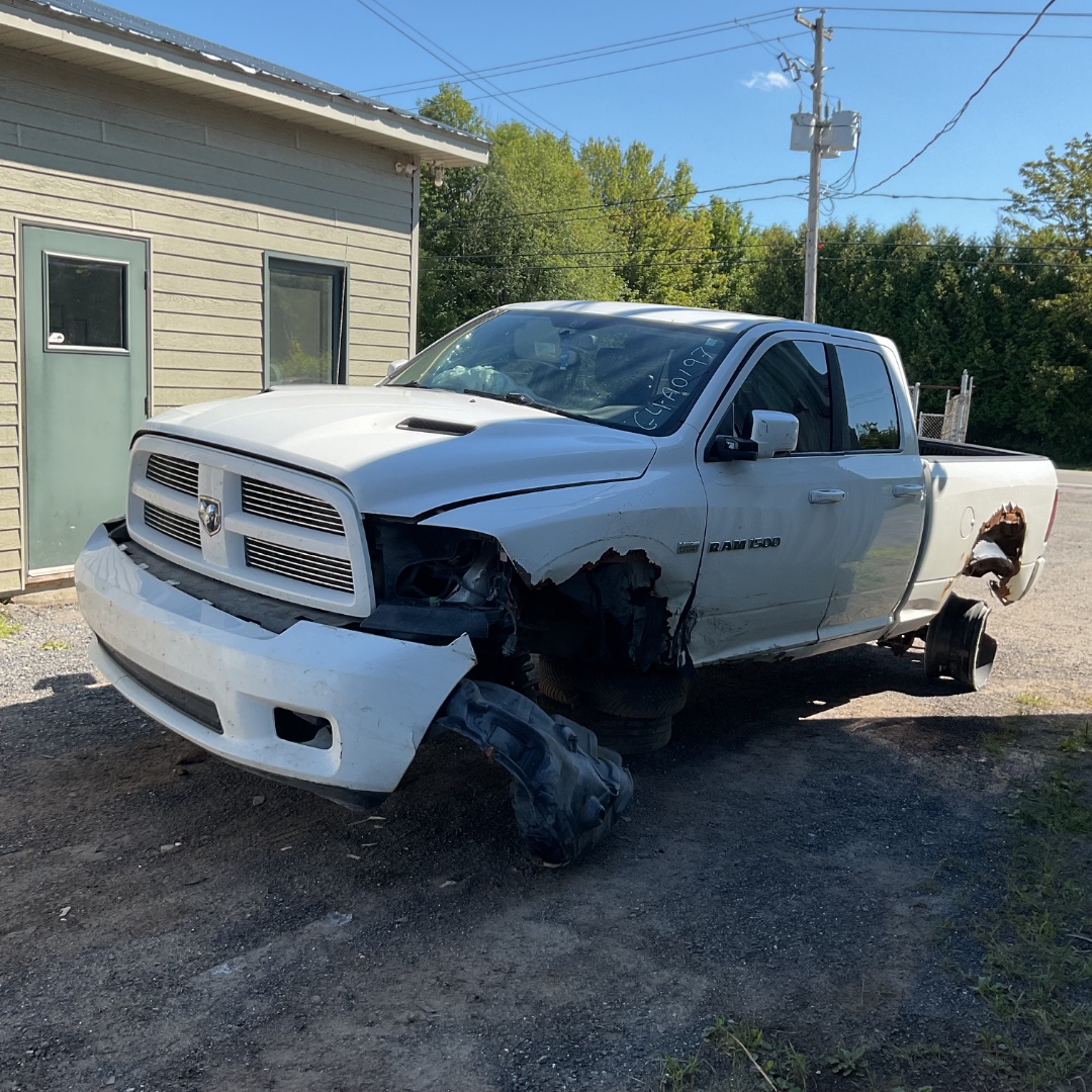 2011 Chrysler Pickup (Dodge)