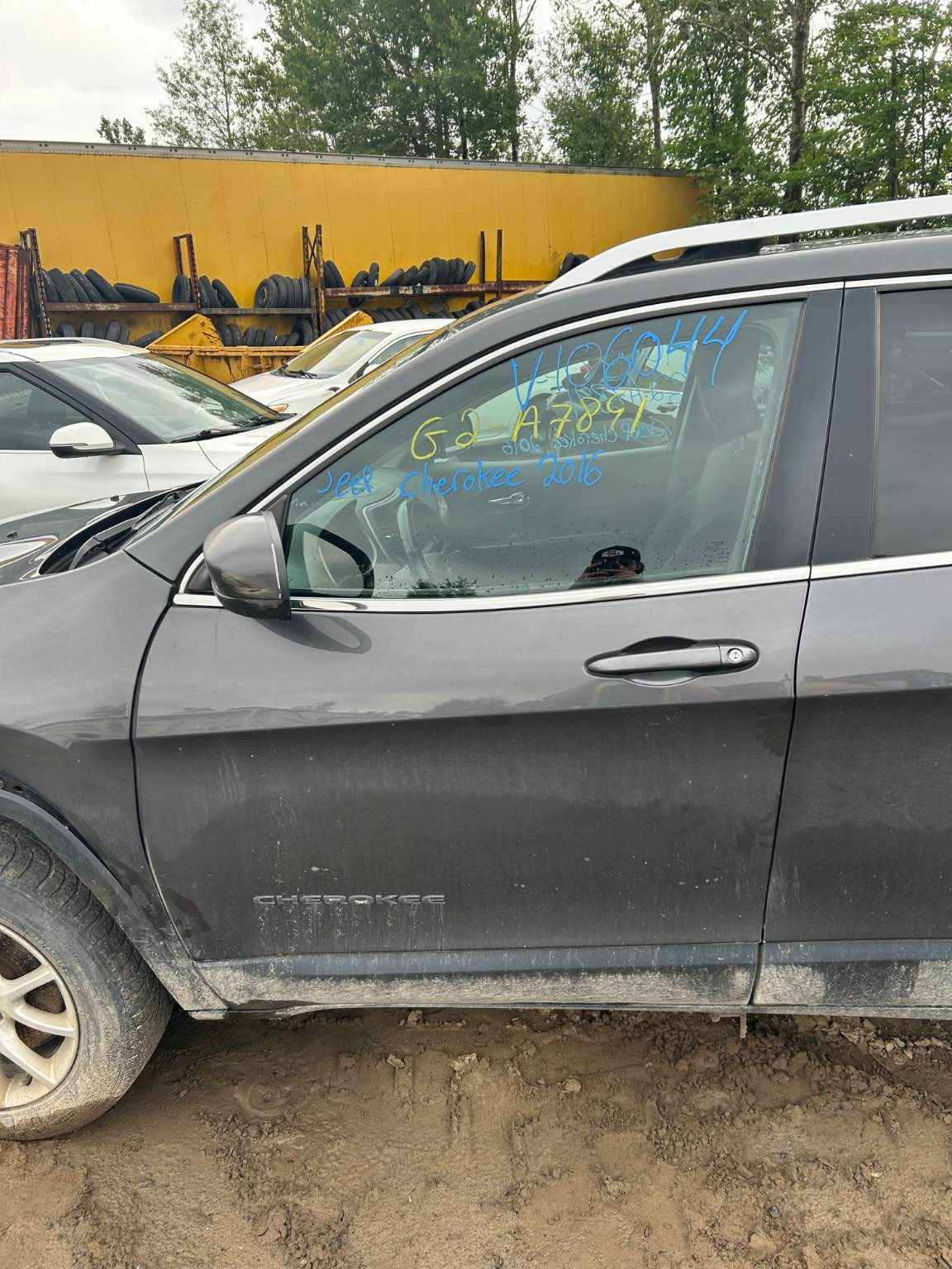 2016 Jeep Cherokee (All)