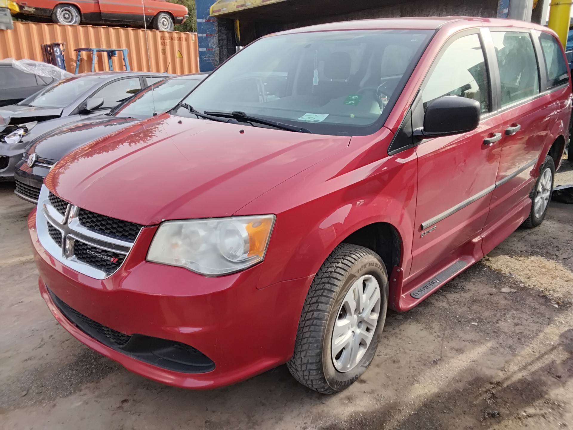 2014 Chrysler Caravan