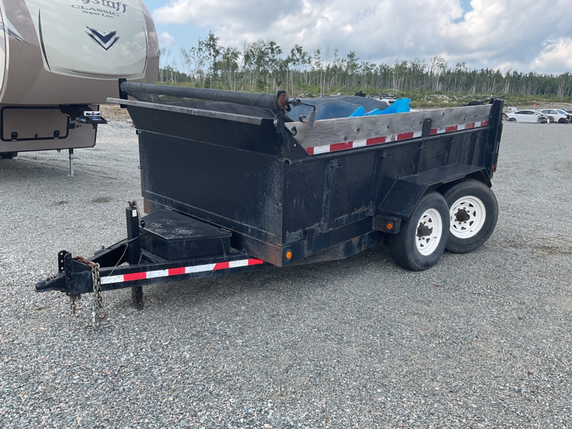 2007 Trailer Hitch Trailer