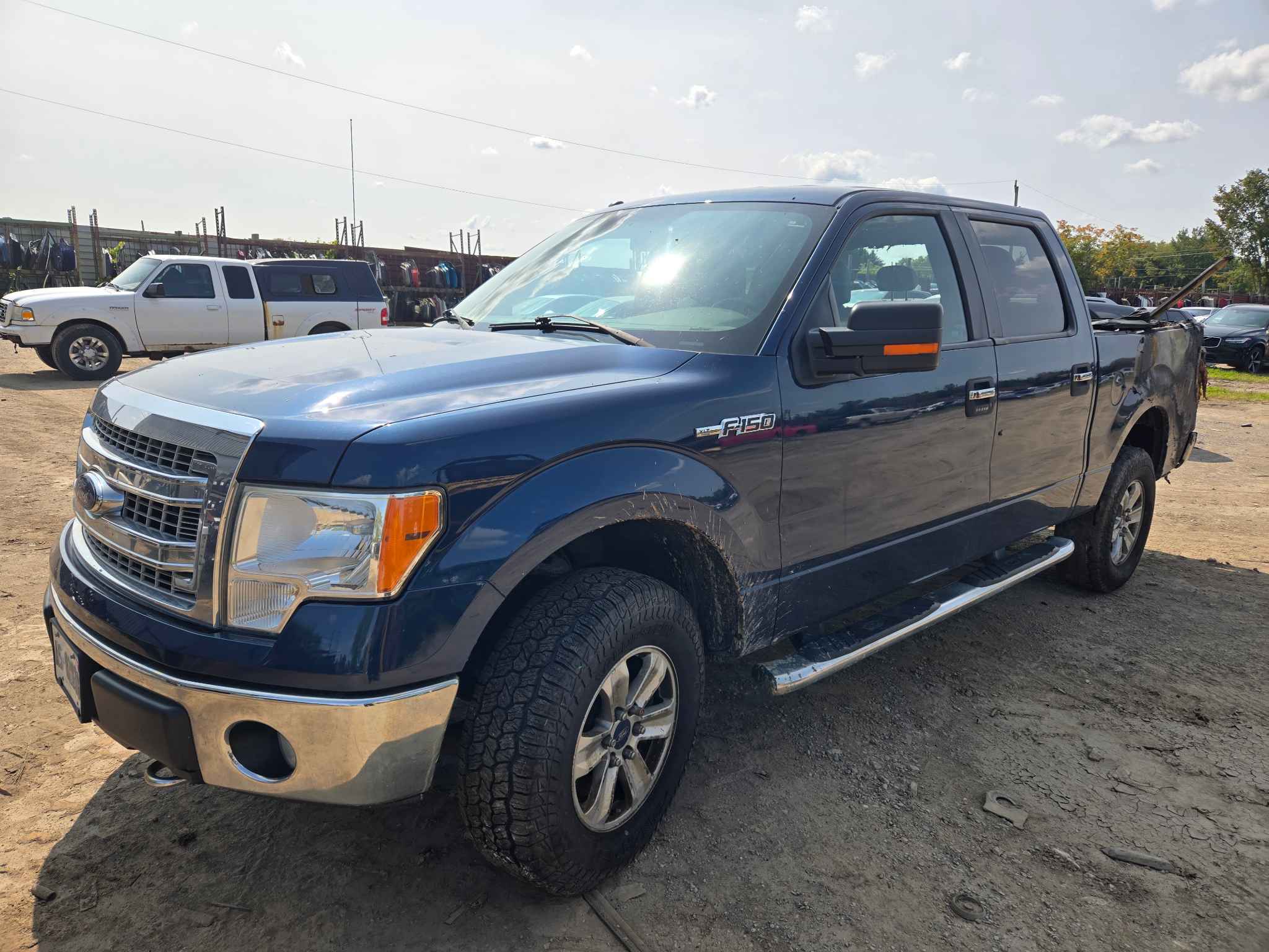 2014 Ford Pickup (Ford)
