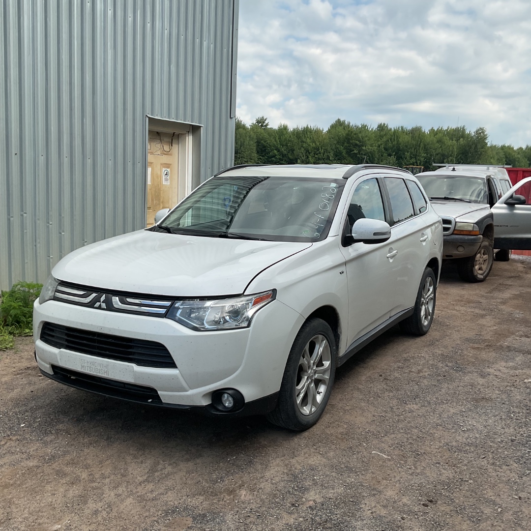 2014 Mitsubishi Outlander