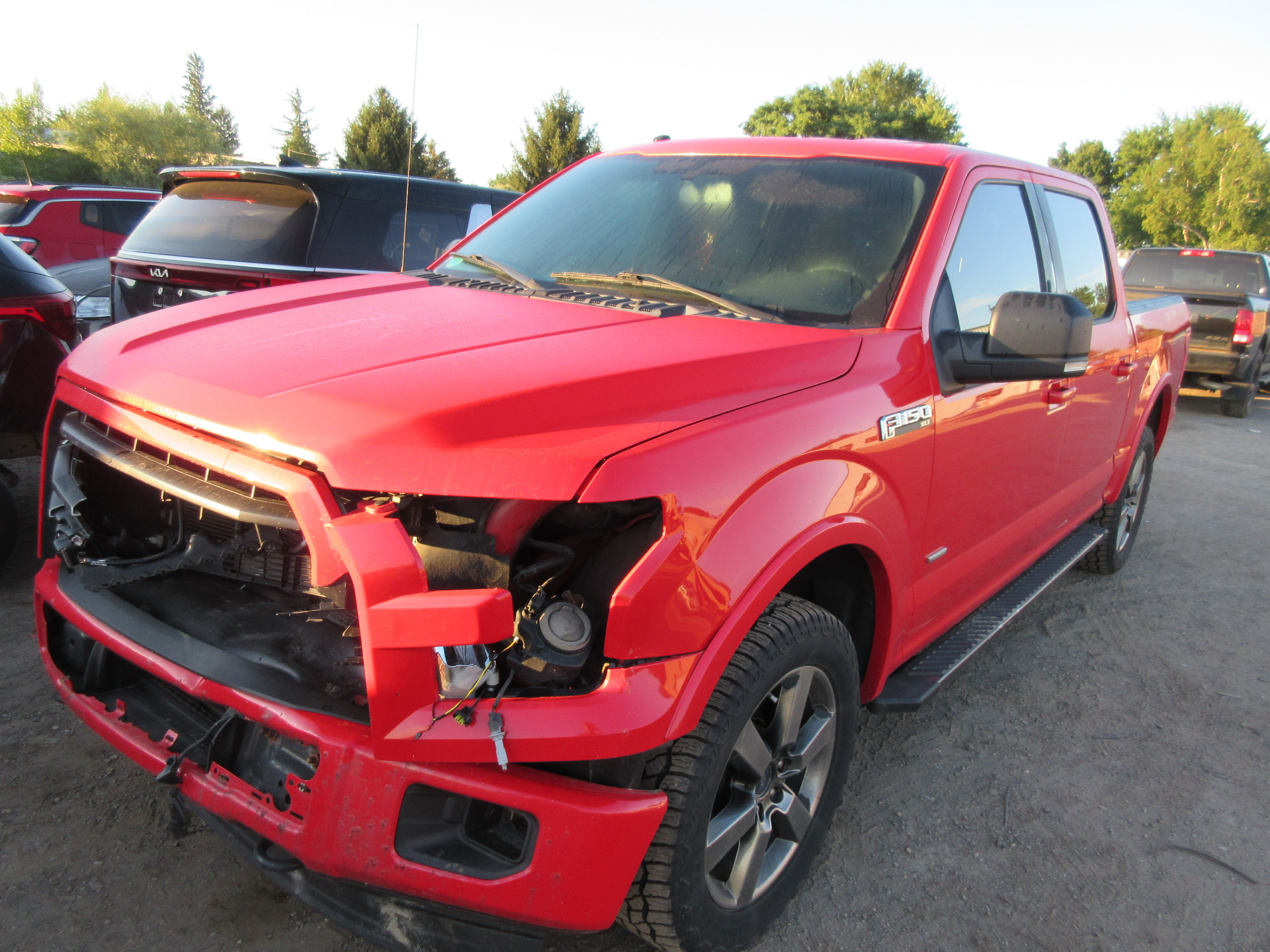 2016 Ford Pickup (Ford)